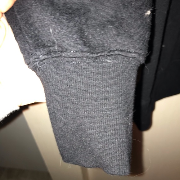 4her by Carl banks cavs sweater - Picture 5 of 7